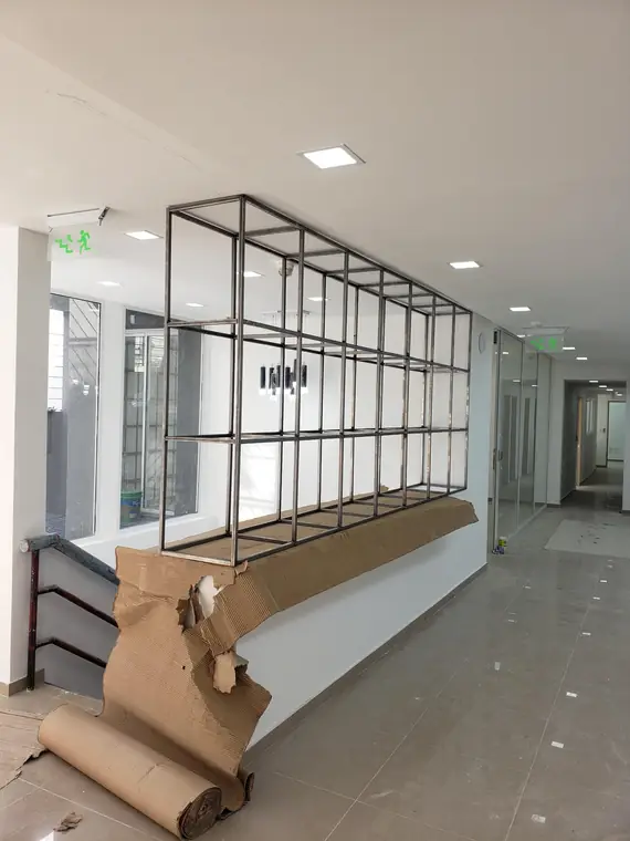Estantería de hierro a medida